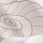 Papier peint panoramique abstrait - Spirales coquillages nautilus entrelacés tons beige rosé et brun sur mesure - Matière