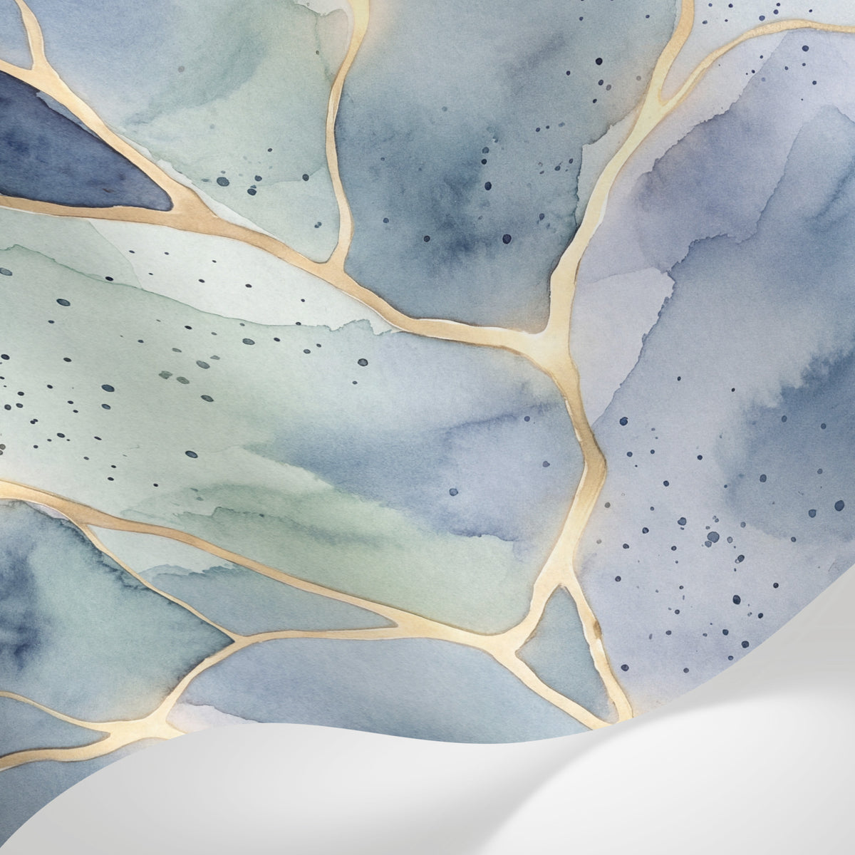 Papier peint panoramique effet marbre - Veines dorées fissures organiques fond bleu gris et vert sauge sur mesure - Matière