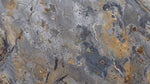 Papier peint panoramique effet marbre - Veines organiques fluides minérales tons gris bleu et ocre doré sur mesure - Design