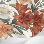 Papier peint panoramique floral - Lys épanouis pétales délicats tons terracotta beige et blanc crème sur mesure - Matière
