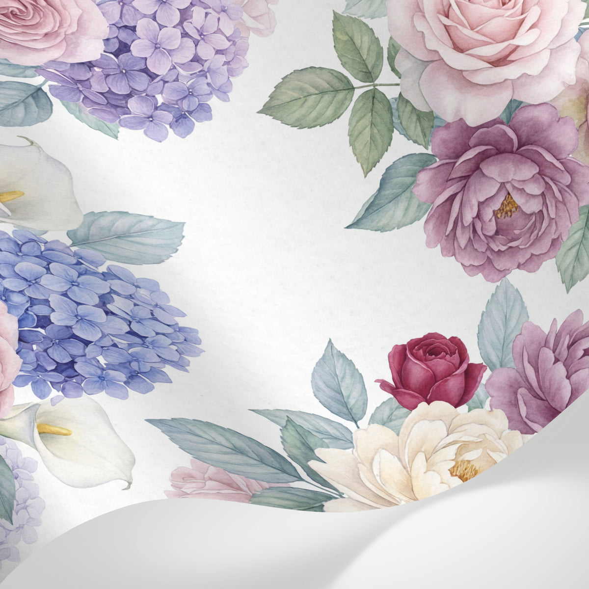 Papier peint panoramique floral - Roses pivoines hortensias callas motifs répétitifs fond blanc et violet pastel sur mesure - Matière