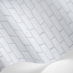 Papier peint panoramique imitation brique - Briques blanches répétitives joints gris clair effet mur loft contemporain sur mesure - Matière
