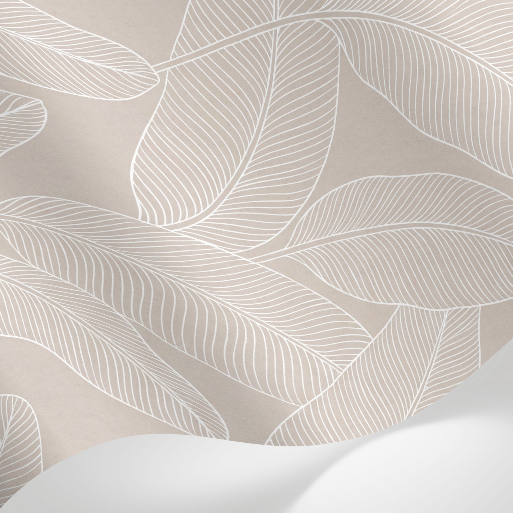 Papier peint panoramique feuillage - Feuilles dessinées traits fins superposées fond beige taupe et blanc crème sur mesure - Matière