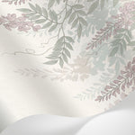 Papier peint panoramique floral - Glycines violettes pendantes feuillage vert olive fond beige rosé sur mesure - Matière