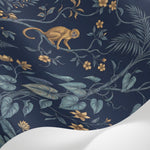 Papier peint panoramique jungle - Léopard singe crocodile oiseaux feuillage tropical fond bleu nuit et or sur mesure - Matière