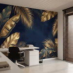 papier peint panoramique tropical feuilles palmier bananier superposees tons dor-6