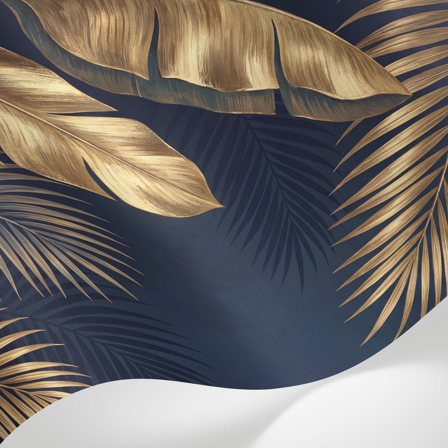 Papier peint panoramique tropical - Feuilles palmier bananier superposées tons doré cuivré fond bleu nuit sur mesure - Matière
