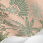 Papier peint panoramique tropical - Palmiers bananiers variés feuillage dense fond rose saumon sur mesure - Matière